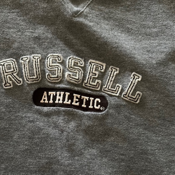 Gently Loved Russell Athletic Charcoal Crewneck Crop Sweatshirt - Picture 2 of 7